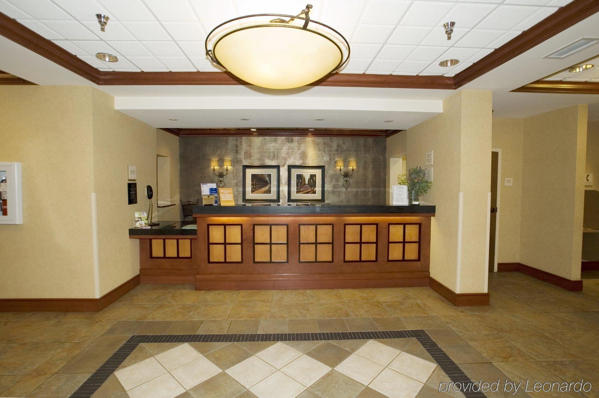 Hotel Express & Dtn-conv Ctr By Ihg